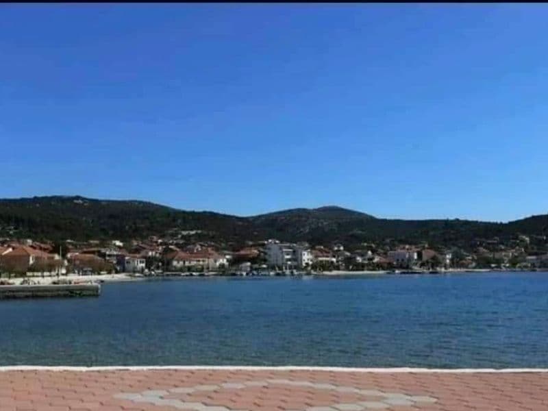 Vinišće bay view