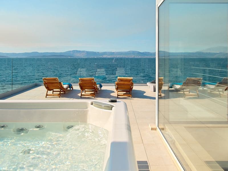 Rooftop private jacuzzi with panoramic Adriatic Sea view, Croatia holiday rentals